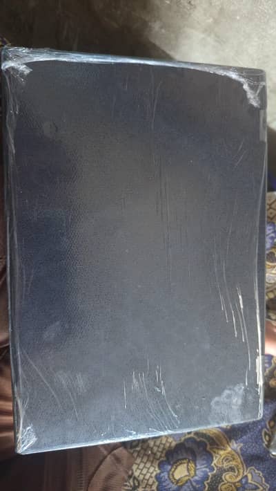 Lenovo 300e 3rd gen 4/32 10/10 Condition with charger Auto Update 2029
