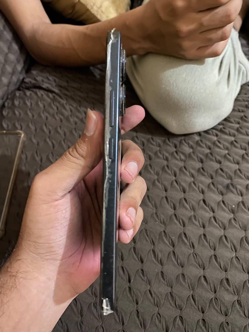 Xiaomi Redmi Note 13 4