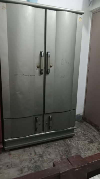 iron almari 18000