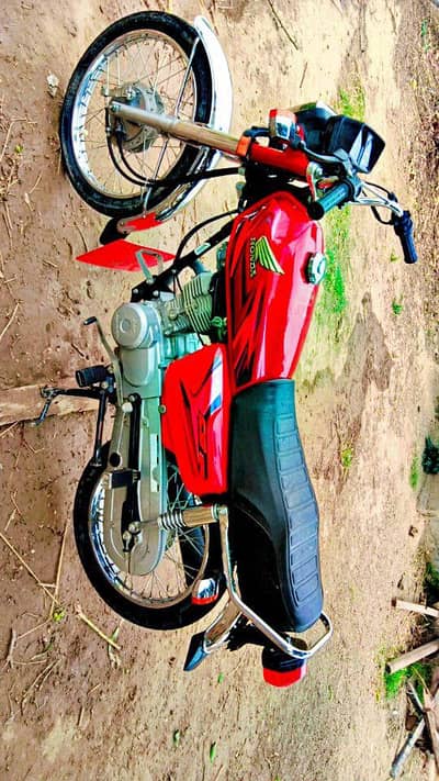 Honda 125 for sale at Pind Dadan khan