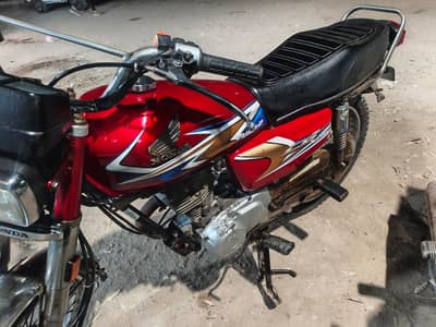 Honda 125 model 2017 for sale sab Saman original he