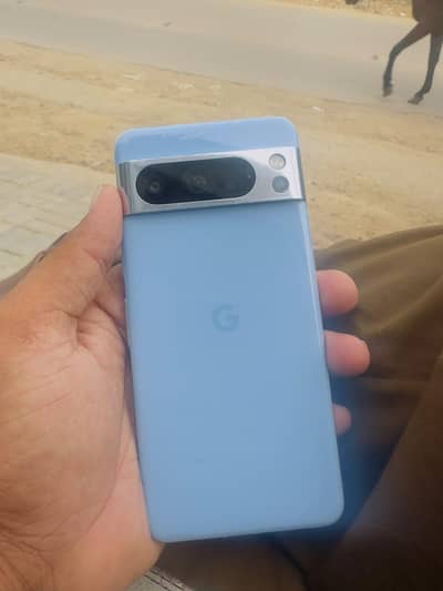 Google Pixel 8 Pro