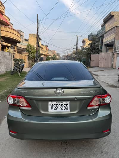 Toyota Corolla Altis 1.6 automatic 2012 in excellent condition