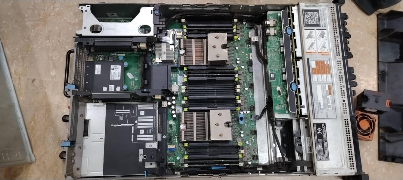 Dell PowerEdge R720 9
