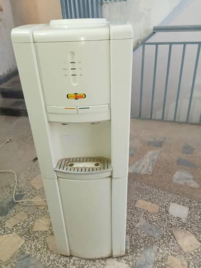 Super Asia Water Dispenser with Mini Fridge - Excellent Condition