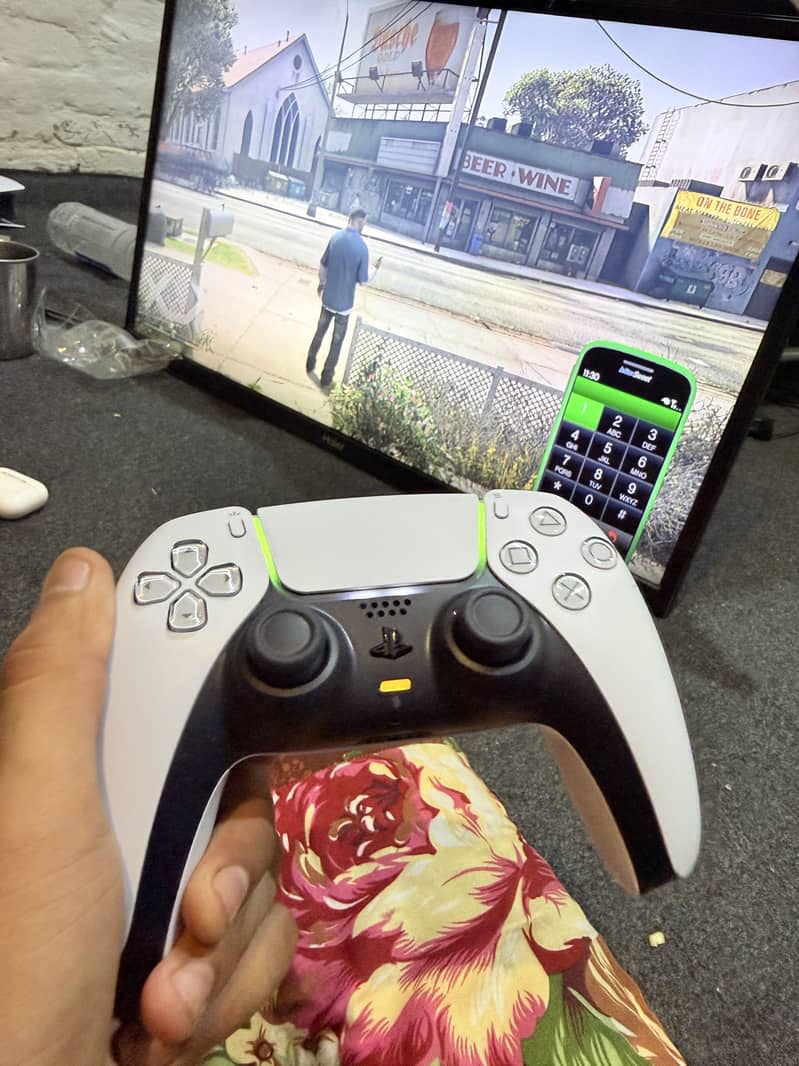PS5 Slim Disc Edition with Controller 5