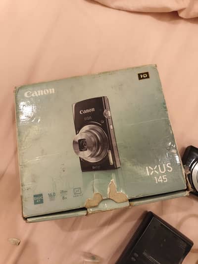 Canon IXUS 145 digital camera