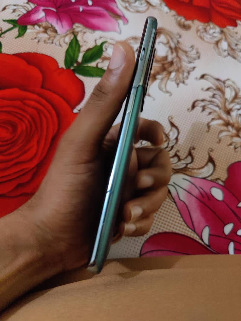 One Plus 10 Pro 3