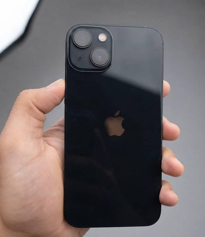 Apple iPhone 13 0
