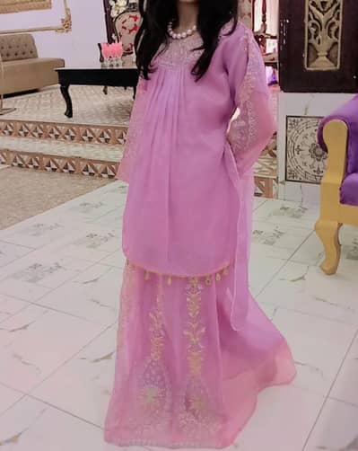 new condition dress for sale one dress price 2000