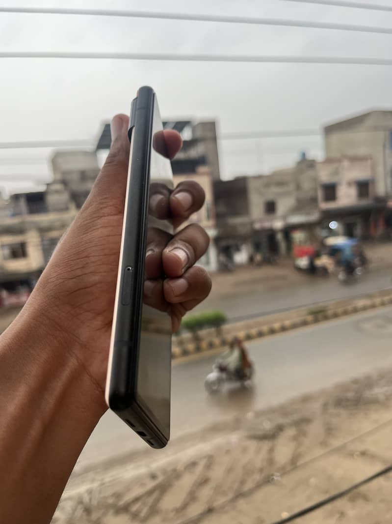 Google Pixel 6 0