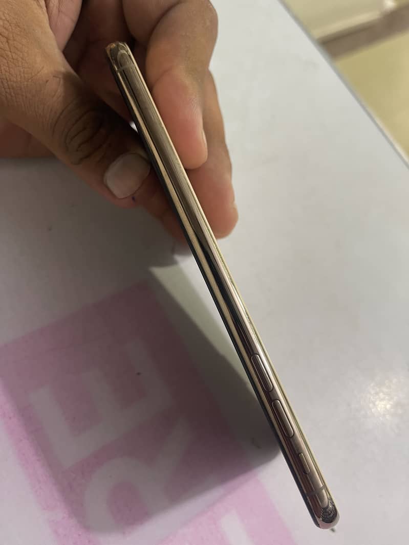 Iphone xs max 5