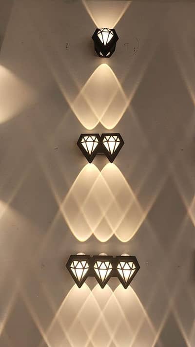 wall hanging light