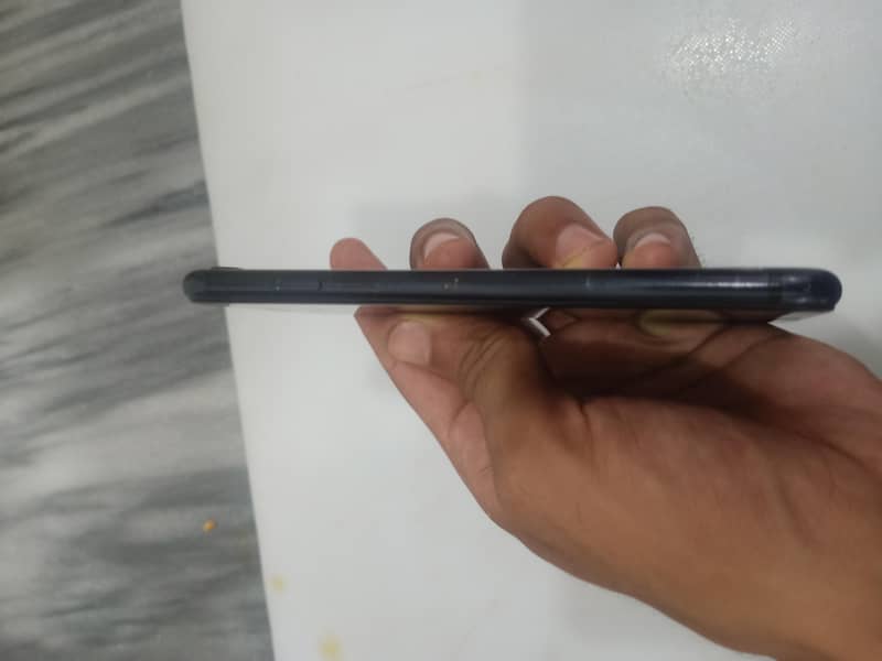 Apple iPhone SE 7
