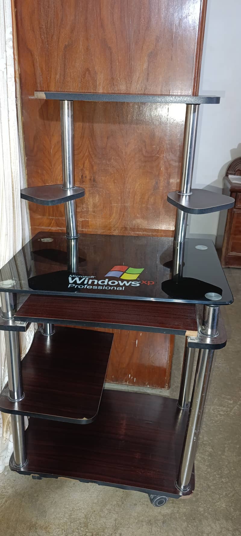 Computer Trolly 3