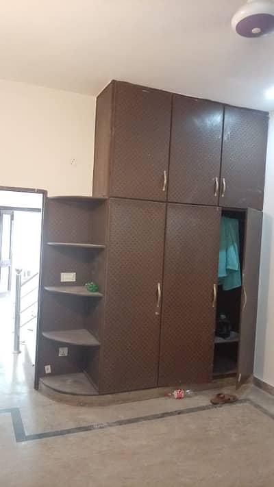 6 marla upper portion for rent with 1 car porch and roof