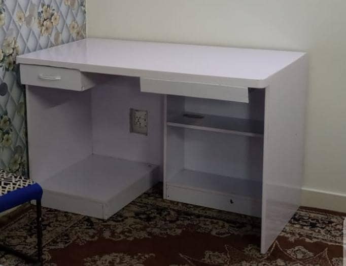 Study/office table 0