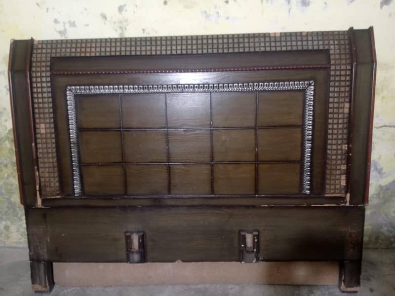 Double bed with side rack 2