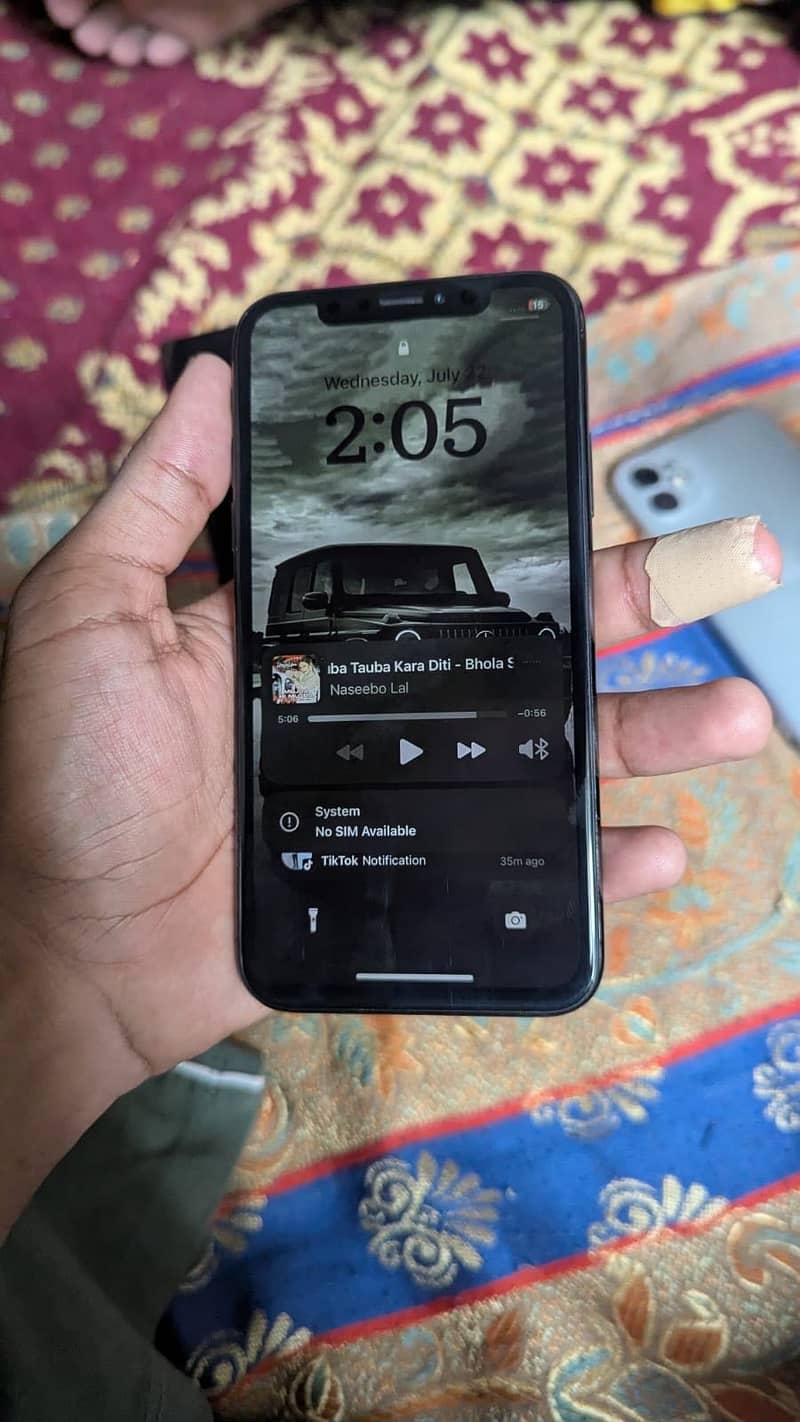 Apple iPhone X 5