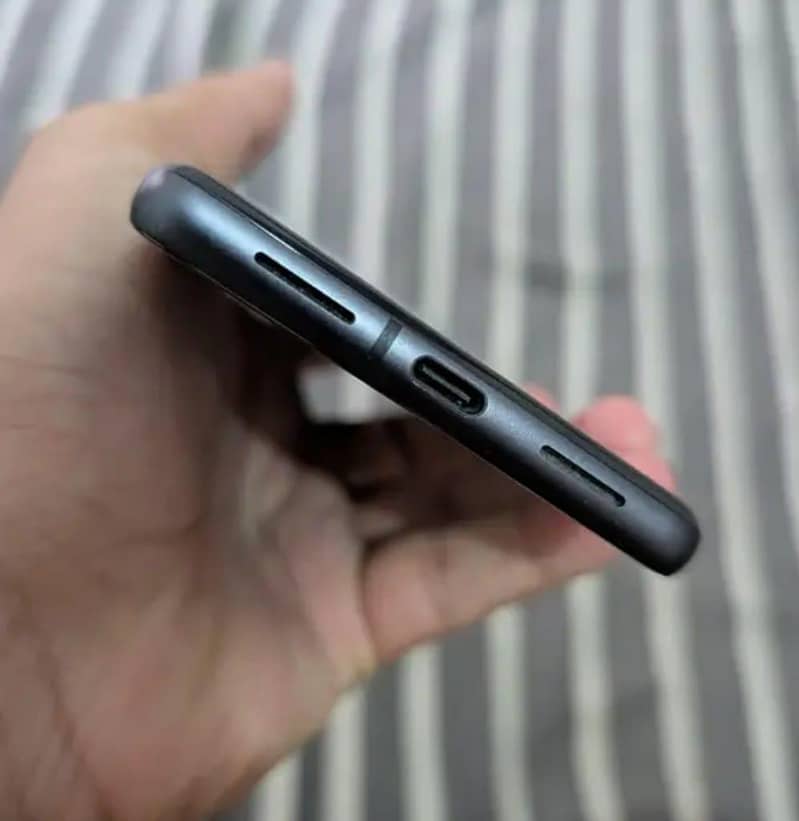 Google Pixel 7 3