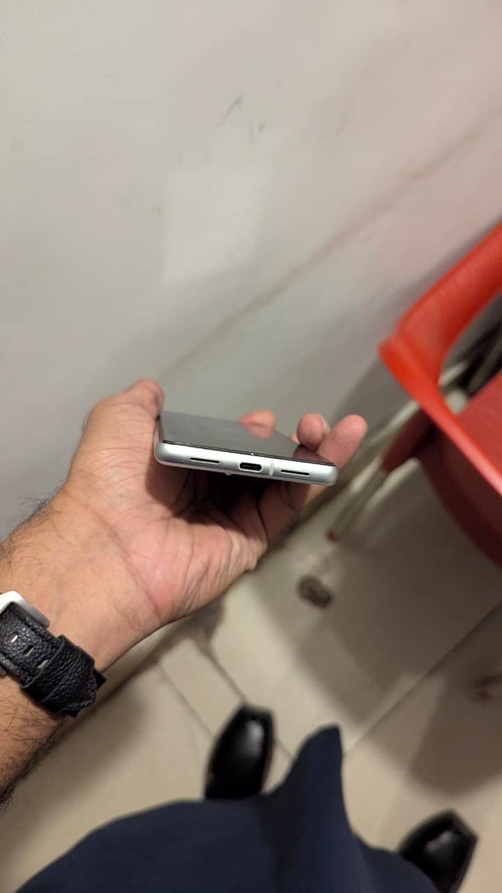 Google Pixel 7 3