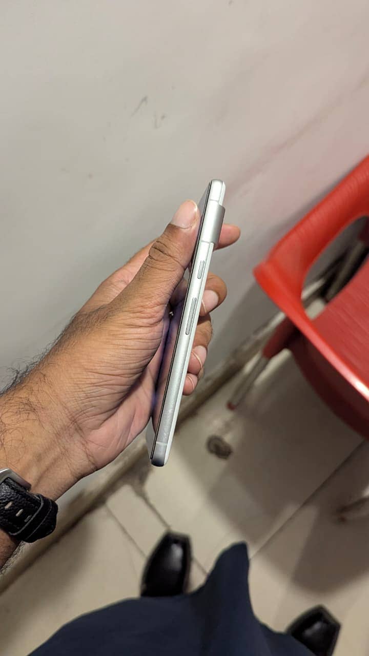 Google Pixel 7 5