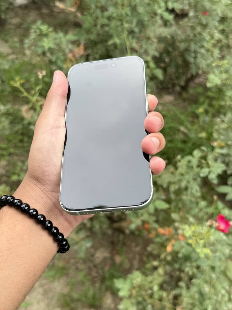 IPhone 15 3