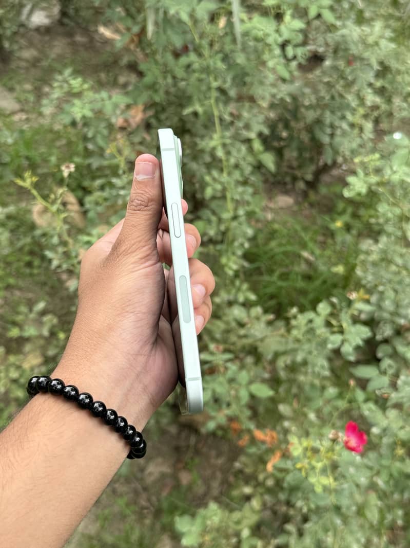 IPhone 15 5