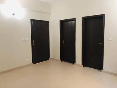 3 Bed 10 Marla Apartment Is Available For Sale In Askari 11 Lahore
