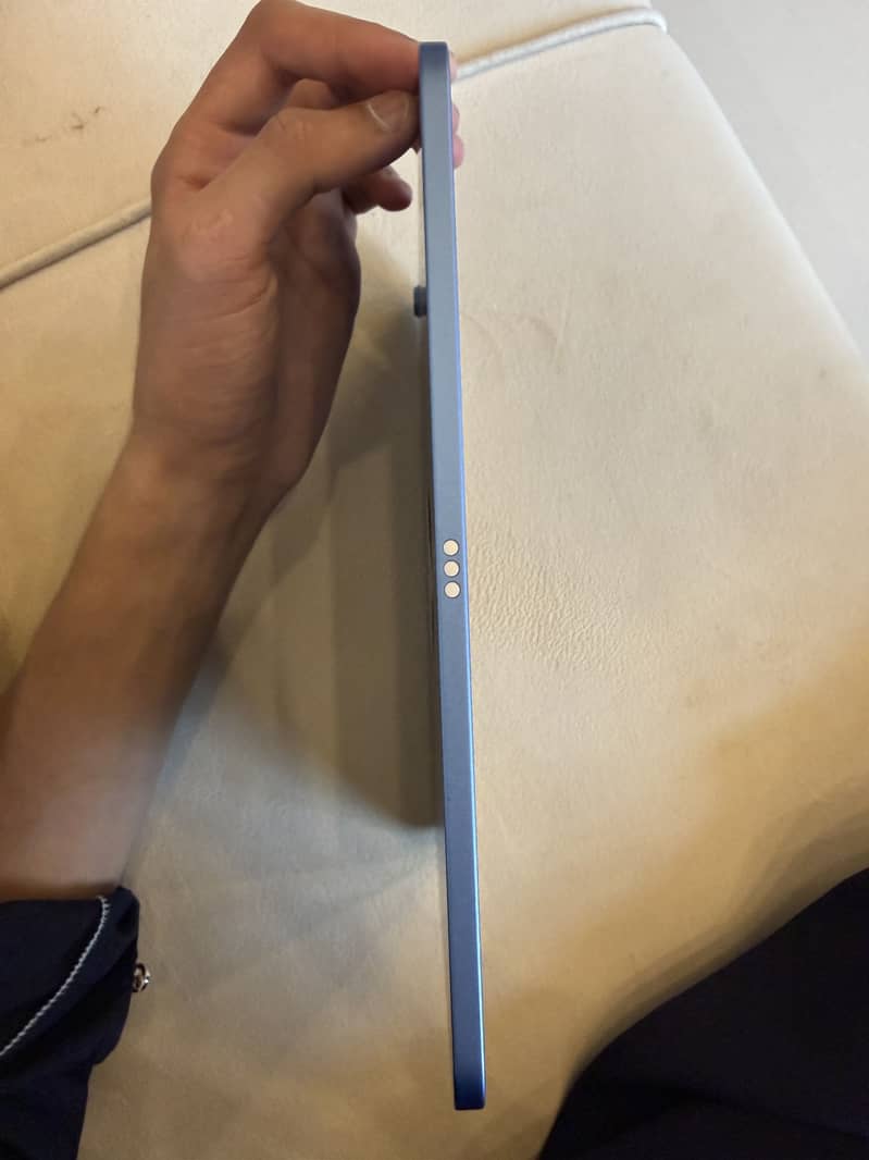 Ipad (10th generation) 1