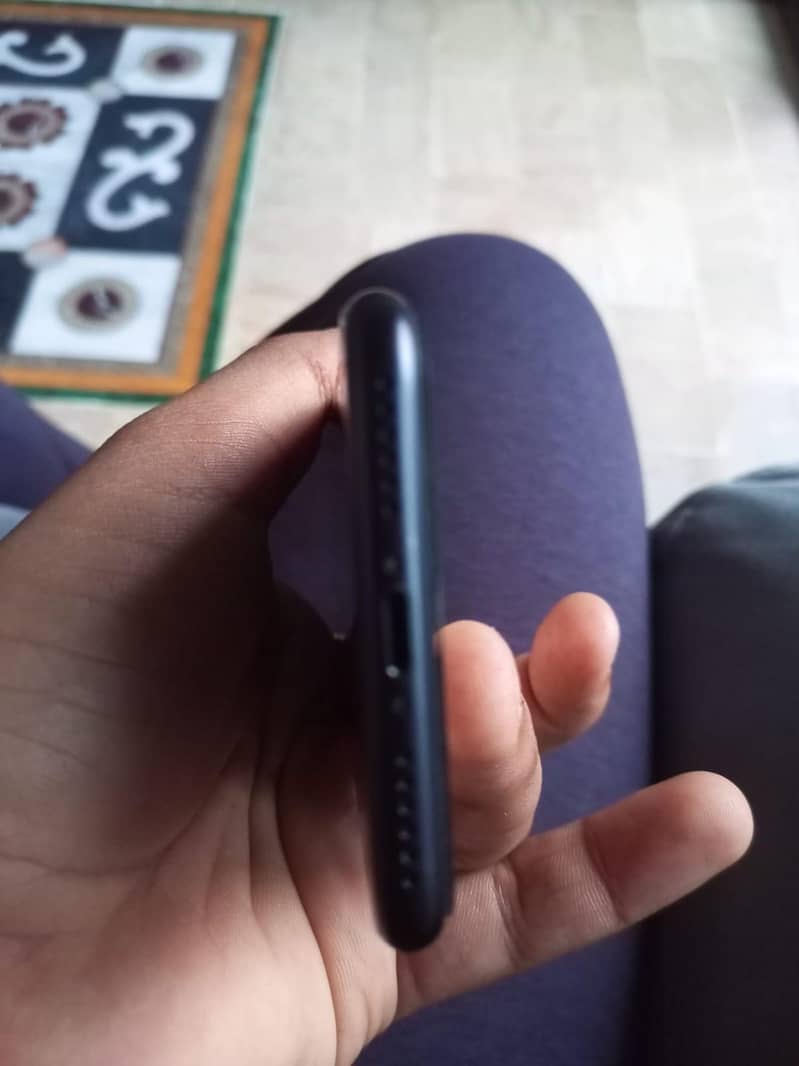 Apple iPhone SE 3