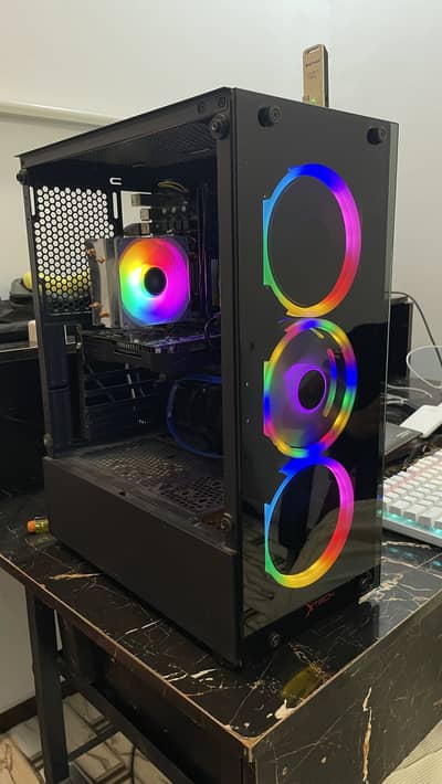 CUSTOM BUILT GAMING PC
