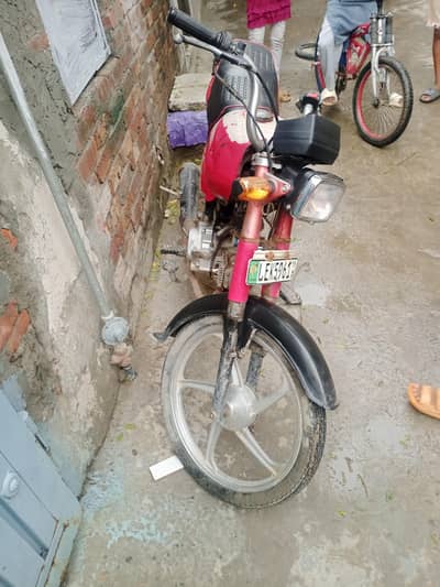 eagle star 100cc bike for sale in Lahore