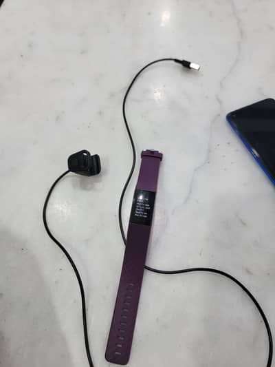 FITBIT CHARGE 4