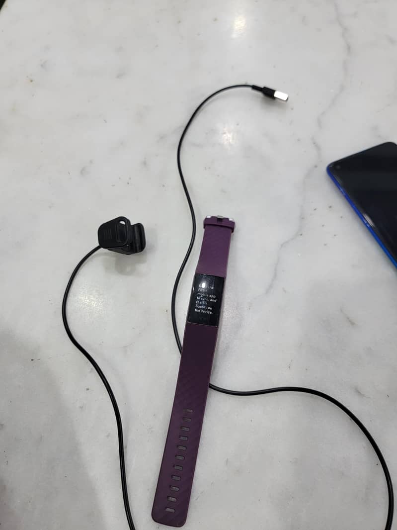 FITBIT CHARGE 4 0