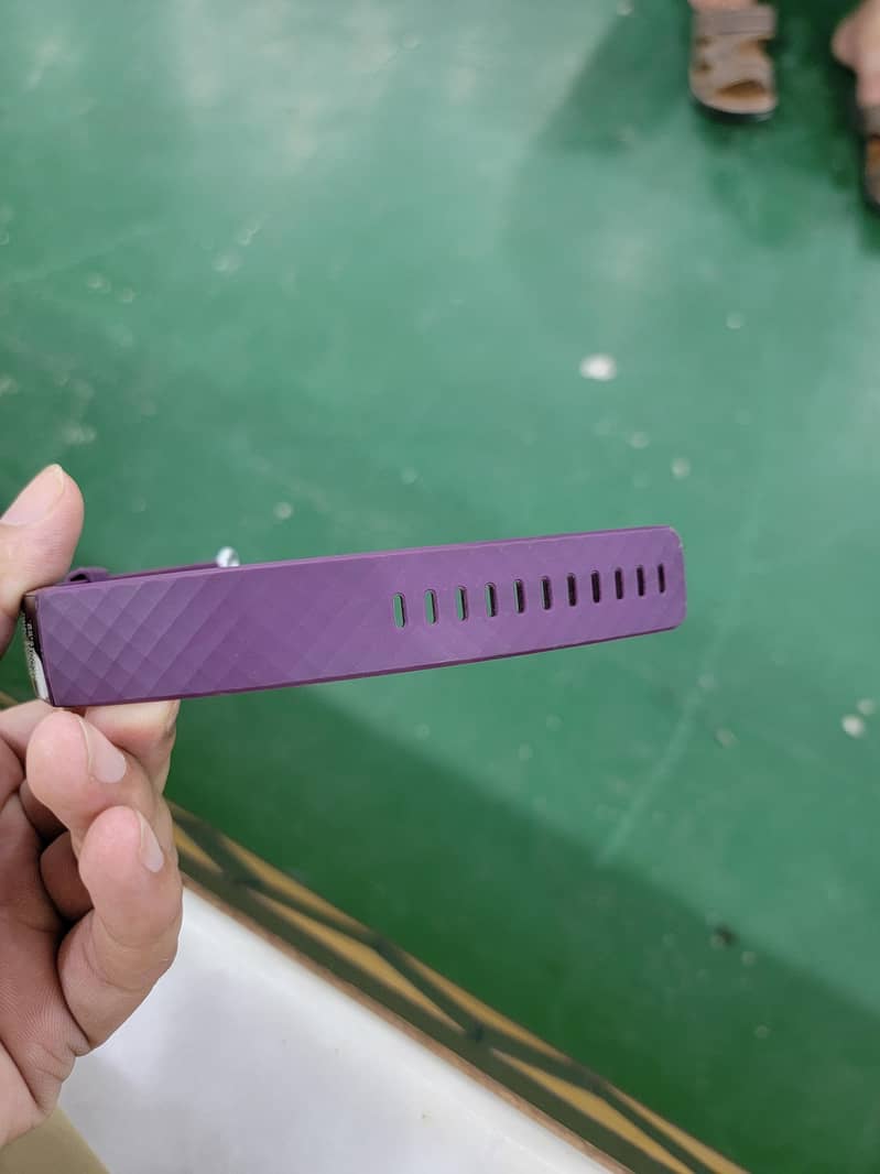 FITBIT CHARGE 4 6