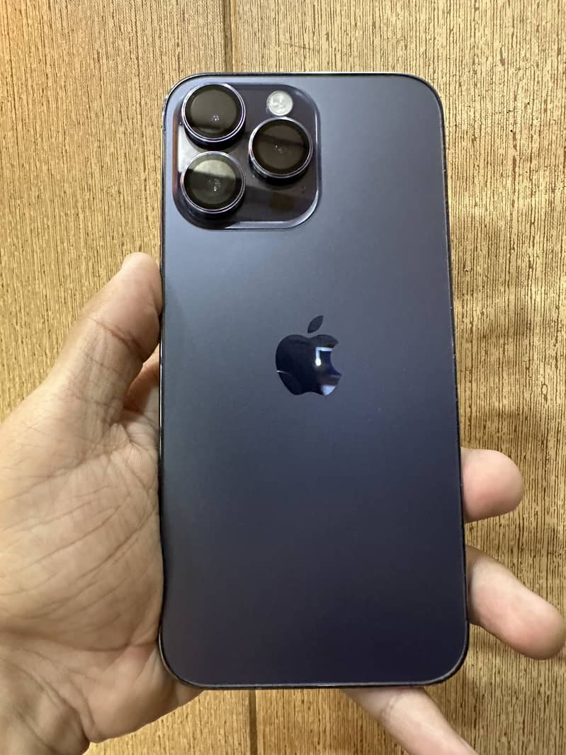iPhone 14 Pro Max 1