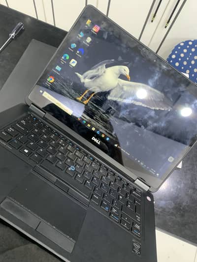 Dell latitude 7450 8/256 touch screen