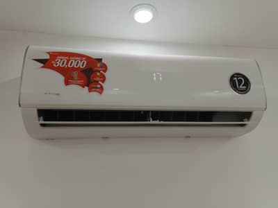 Brand New Dowlance inverter ac only 1 moth used