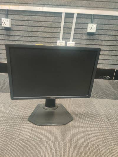 7 Used Monitors for Sale - Dell, HP & Lenovo (19" & 16")