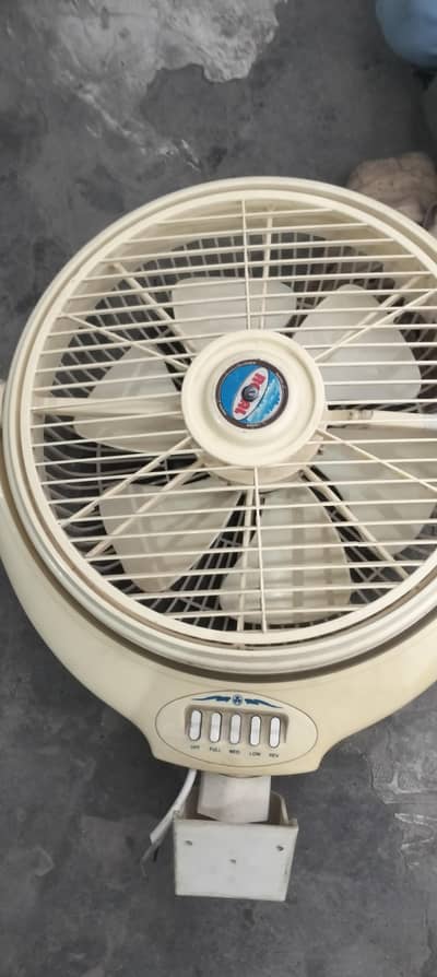 braket fan