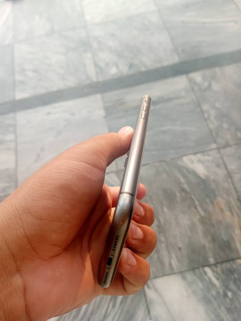 iphone11 Black 2