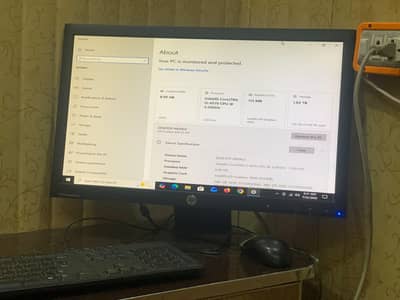 HP prodesk 600 G1 SFF with monitor full setup