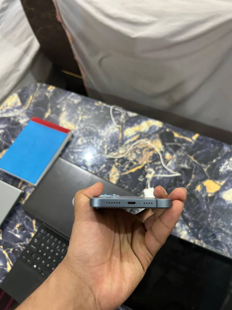 Apple iPhone 14 plus 3