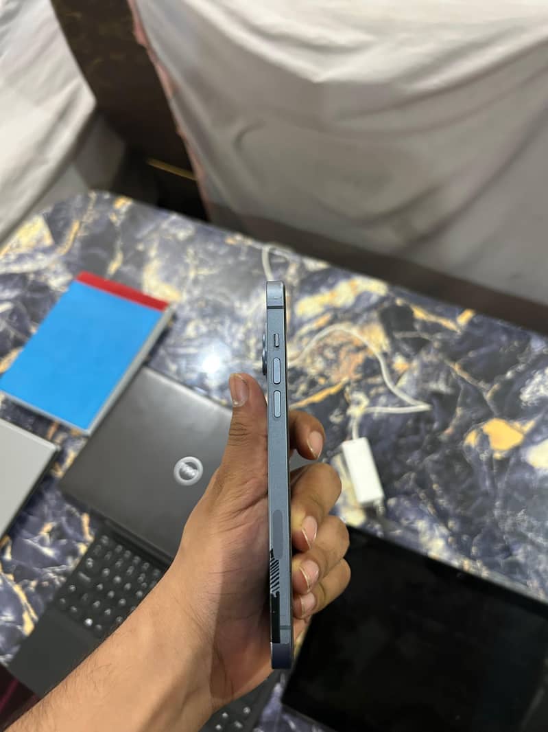 Apple iPhone 14 plus 5