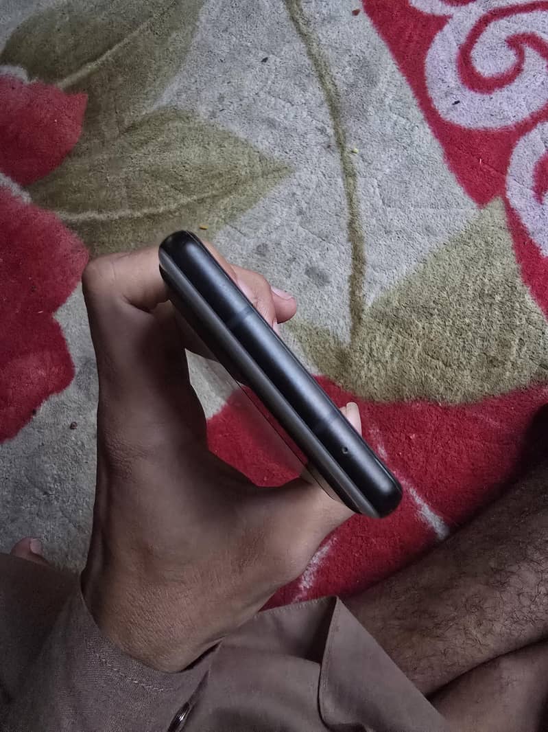 Google Pixel 6a 4