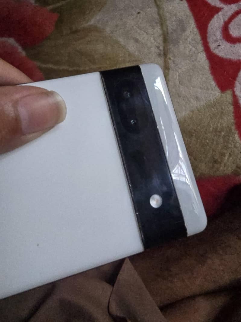 Google Pixel 6a 5