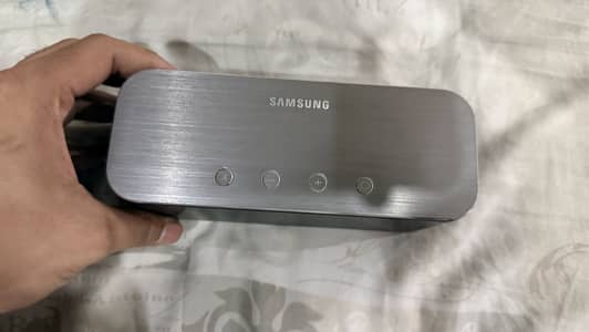 Samsung blutooth speaker (original )