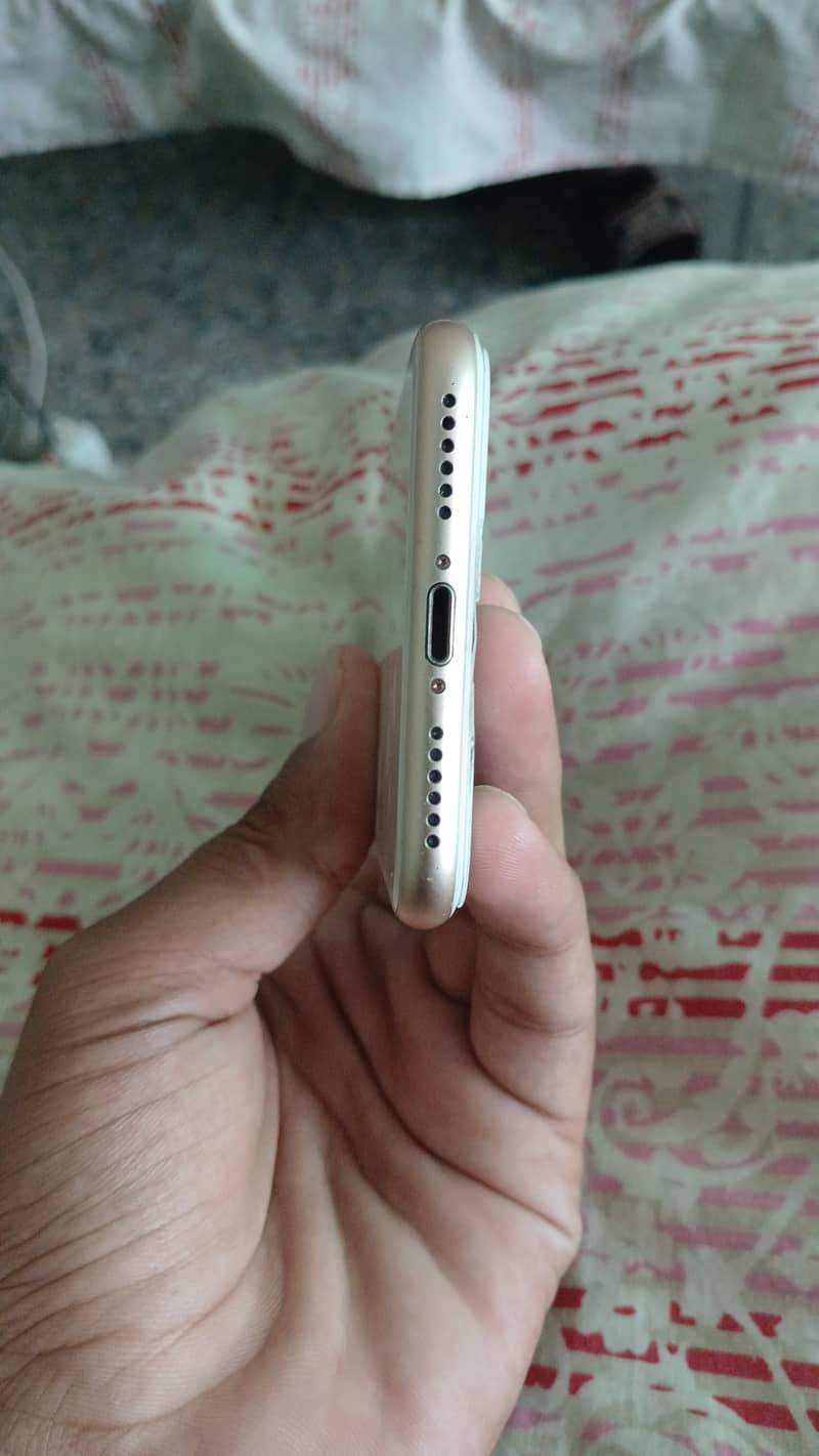 03404798515 3