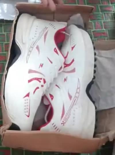 Walk shoes